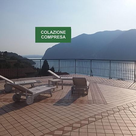 Hotel Bellavista Meuble Monte Isola Dış mekan fotoğraf